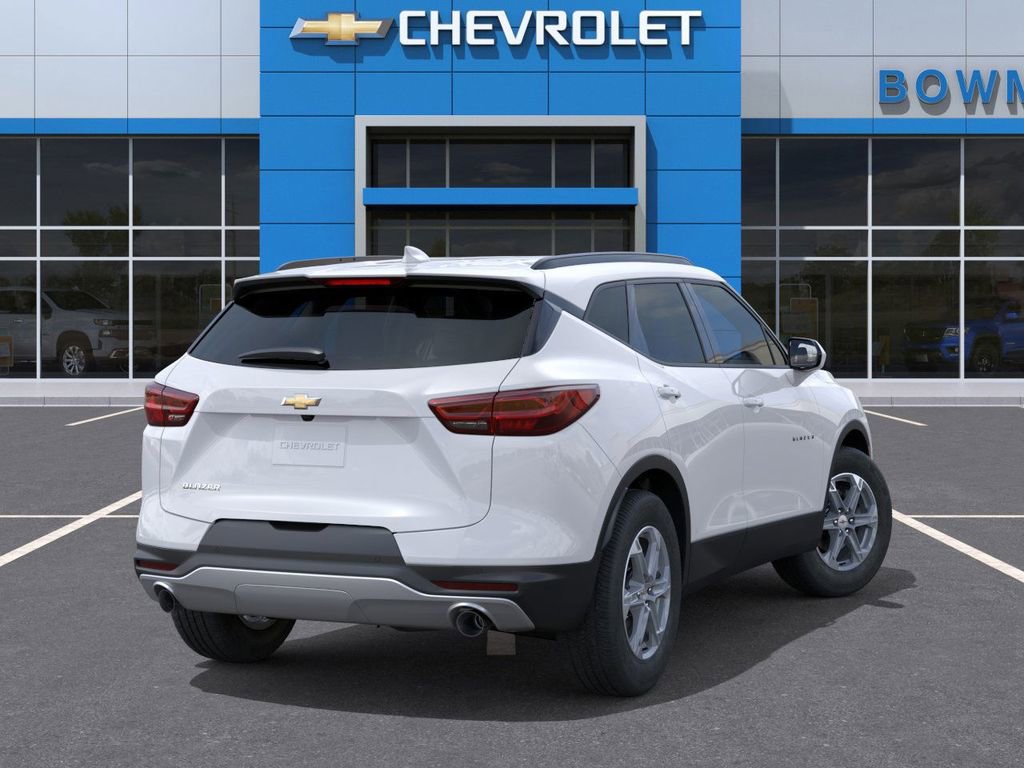 New 2026 Chevrolet Blazer LT image 4