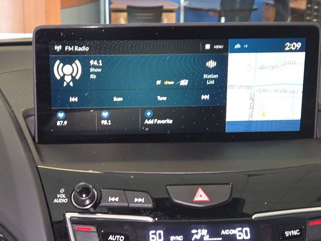 Used 2025 Acura RDX w/ Technology Package image 16