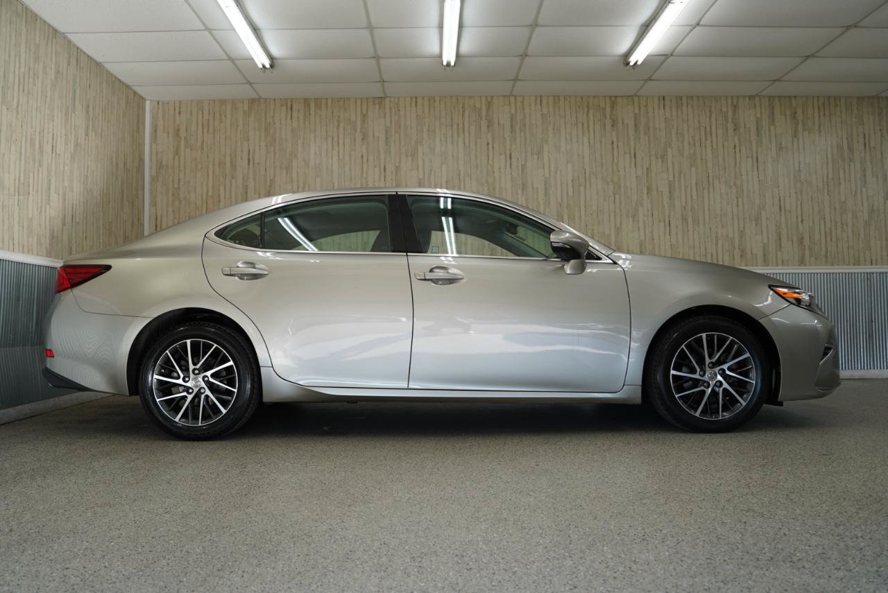 Used 2016 Lexus ES 350 FWD image 6