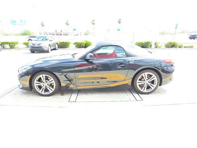 Used 2025 BMW Z4 sDrive30i image 7