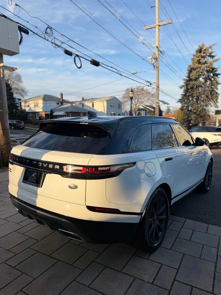 Used 2019 Land Rover Range Rover Velar R-Dynamic SE AWD/4WD image 4