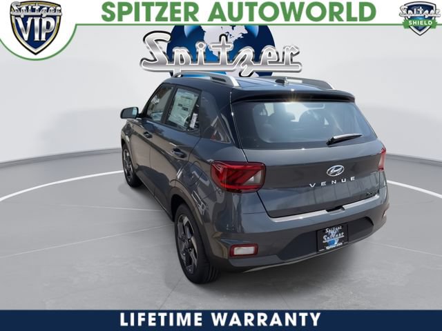 New 2026 Hyundai Venue SEL FWD image 7