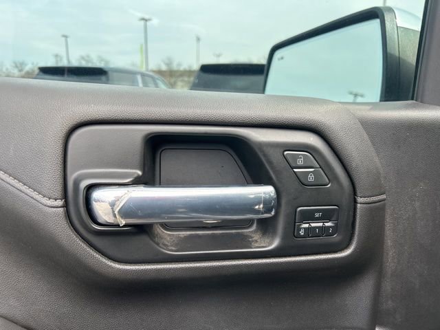 Used 2022 Chevrolet Silverado 1500 LTZ image 12