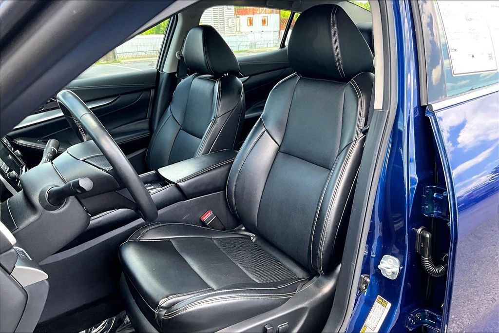 Used 2023 Nissan Maxima SL FWD image 24