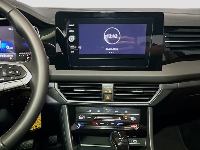 Used 2025 Volkswagen Jetta S image 11