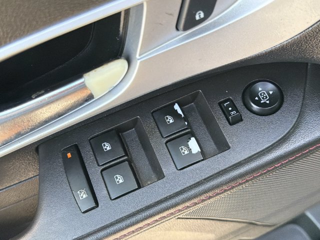 Used 2015 Chevrolet Equinox LT w/ Driver Convenience Package FWD image 28