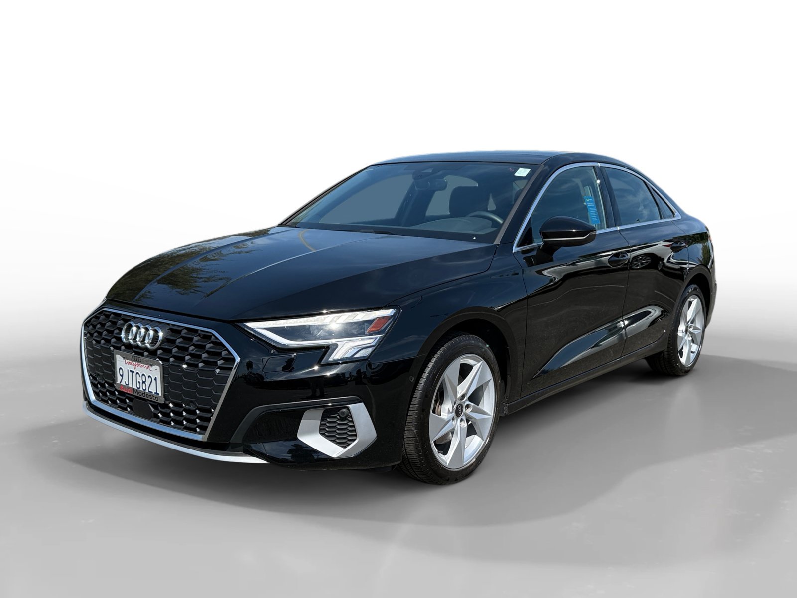 Used 2024 Audi A3 2.0T Premium Plus w/ Premium Plus Package FWD image 1