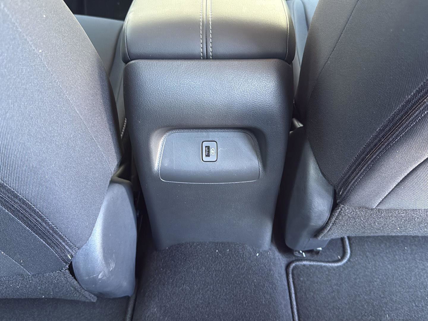 Used 2025 Nissan Sentra SV w/ All-Weather Package FWD image 16