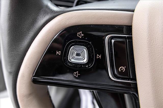 Used 2021 Lincoln Corsair AWD w/ Premium Package image 14