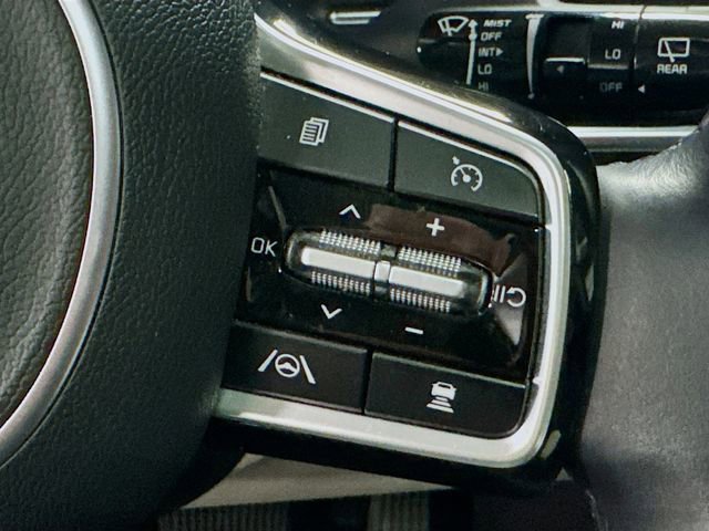 Used 2024 Kia Carnival SX Prestige FWD image 17