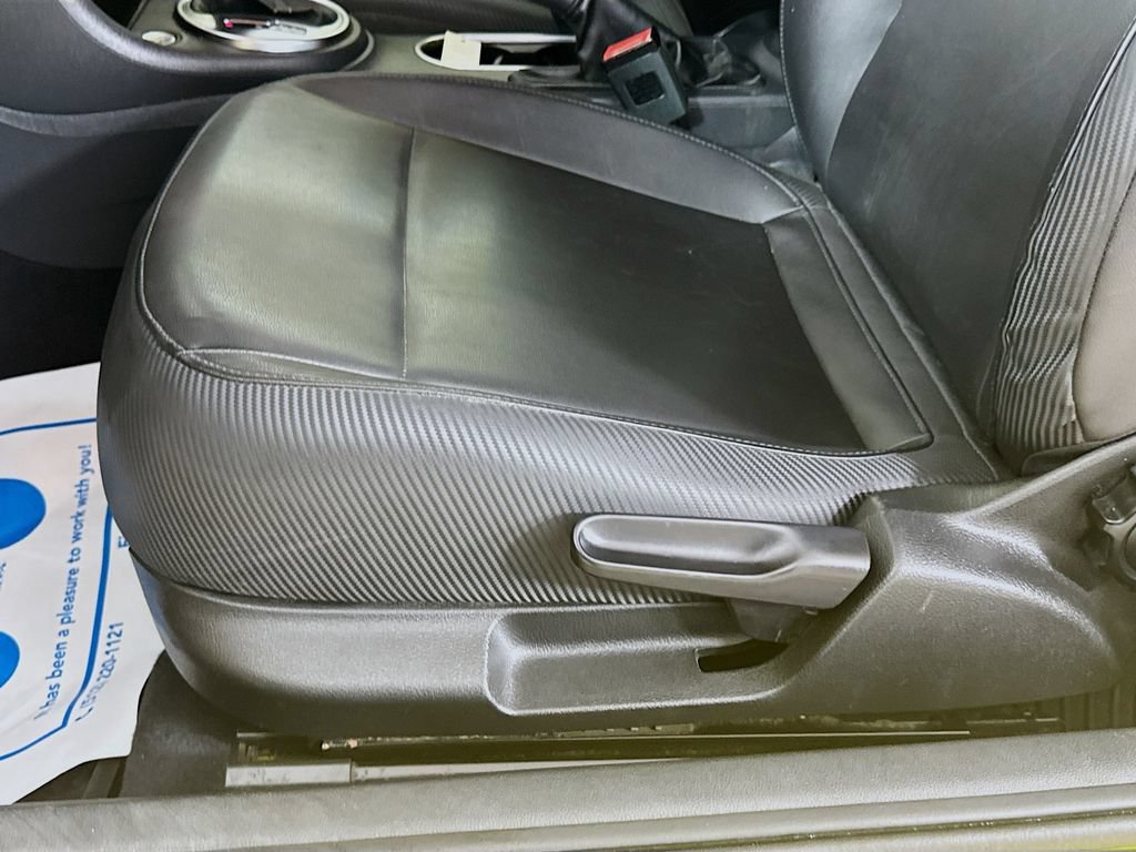 Used 2013 Volkswagen Beetle 2.5 FWD image 22