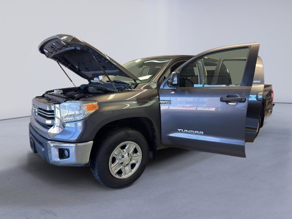 Used 2016 Toyota Tundra SR5 AWD/4WD image 9