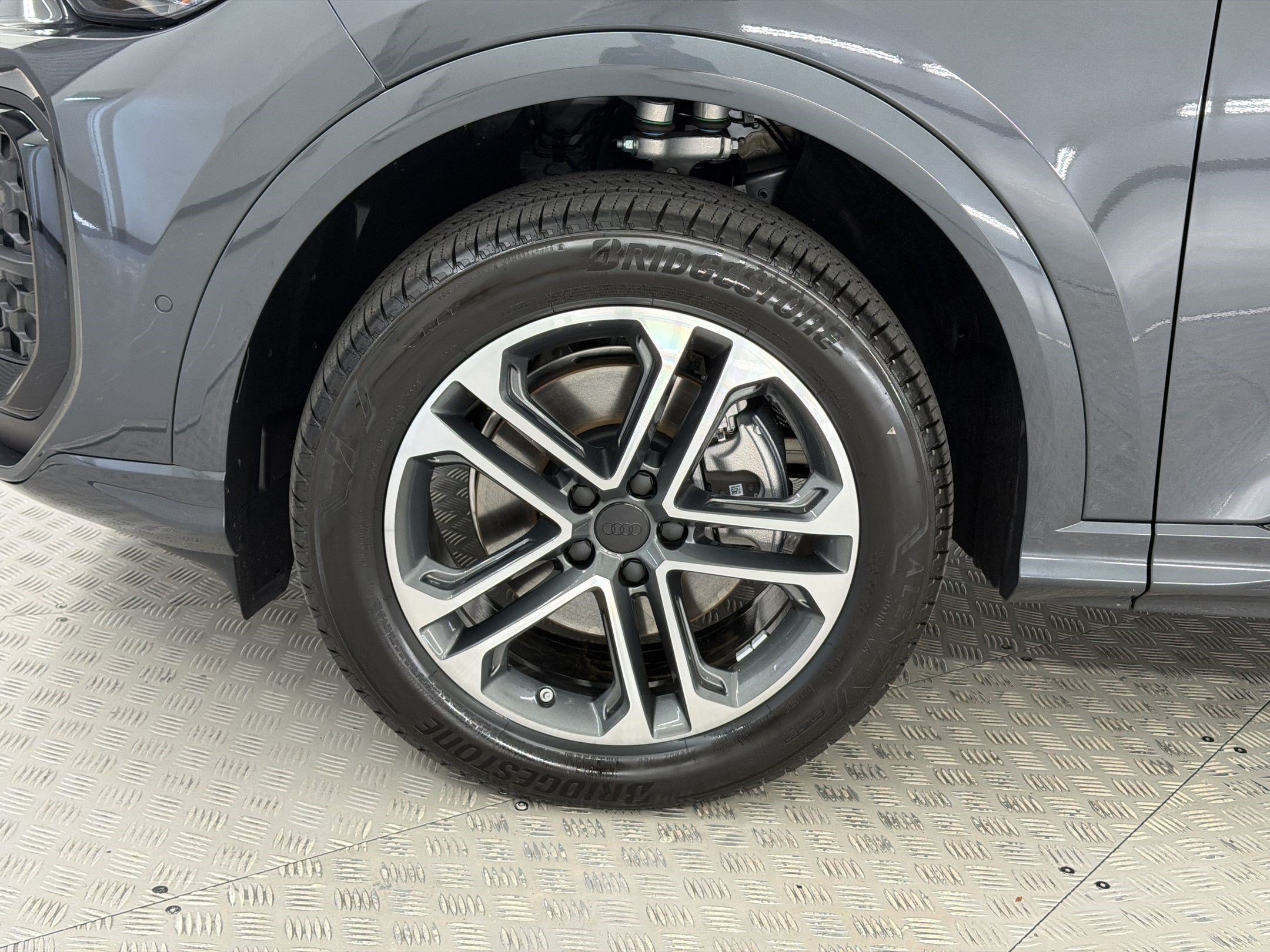New 2026 Audi Q5 2.0T AWD/4WD image 13