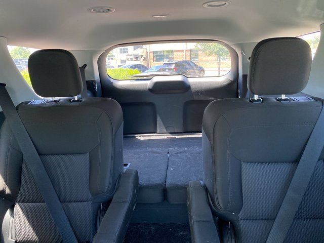 Used 2023 Ford Explorer XLT AWD/4WD image 20