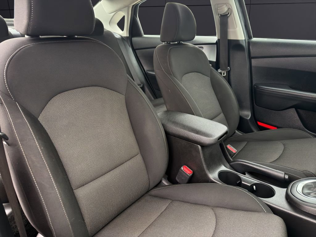 Used 2023 Kia Forte LXS image 14