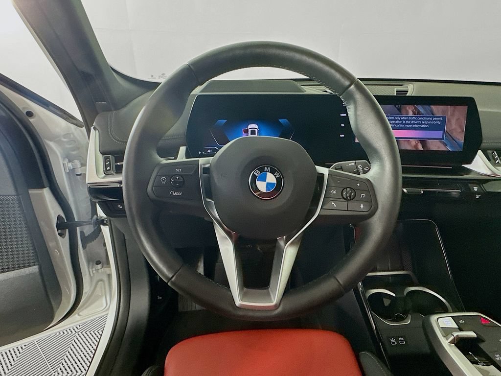 Used 2025 BMW X1 xDrive28i AWD/4WD image 16