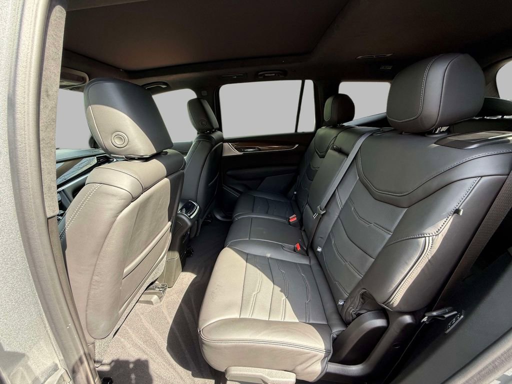 Used 2025 Cadillac XT6 Sport w/ Platinum Package image 20