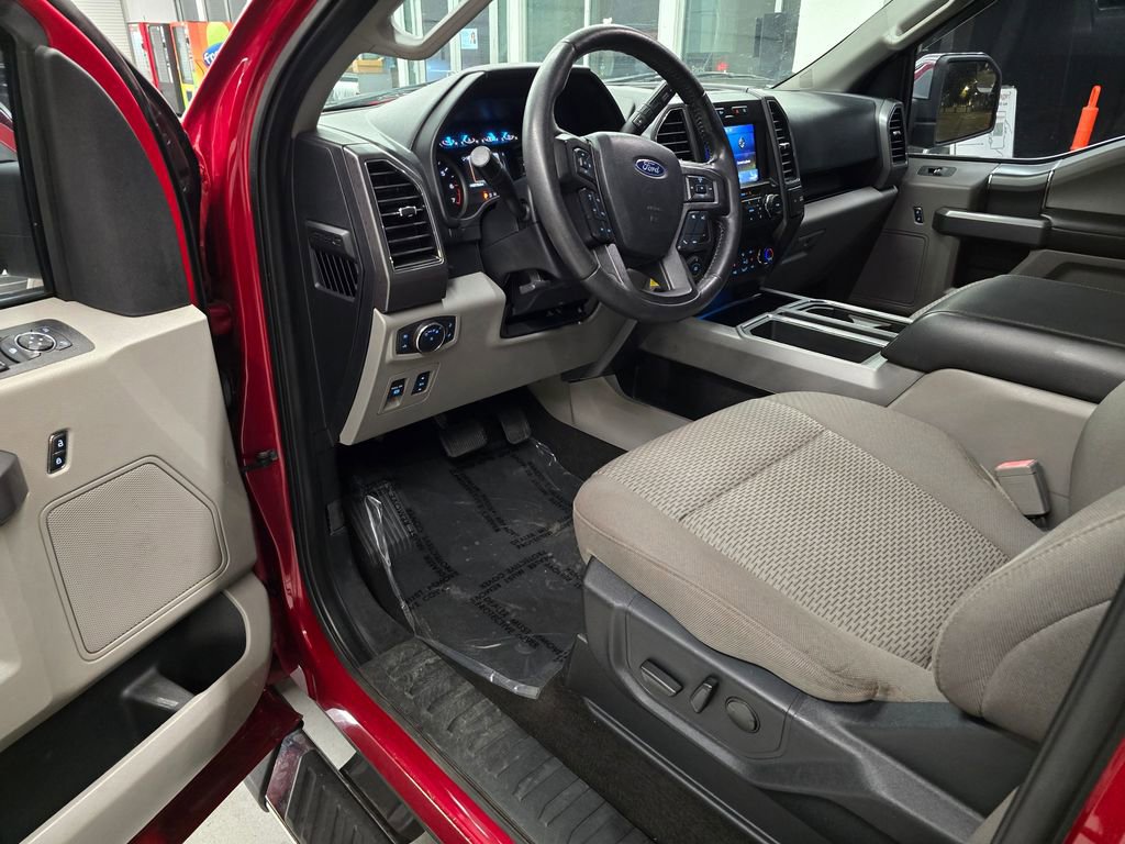 Used 2020 Ford F150 XLT w/ Equipment Group 302A Luxury AWD/4WD image 18