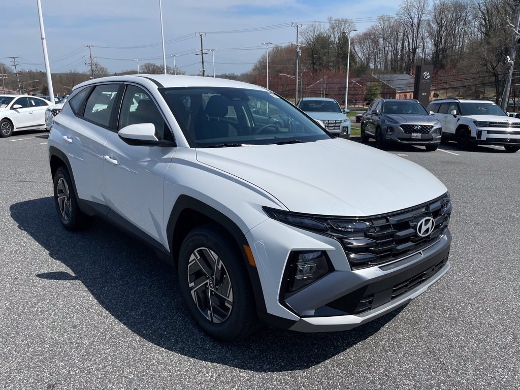 New 2026 Hyundai Tucson Blue SE AWD/4WD image 2