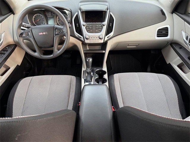 Used 2017 GMC Terrain SLE image 13