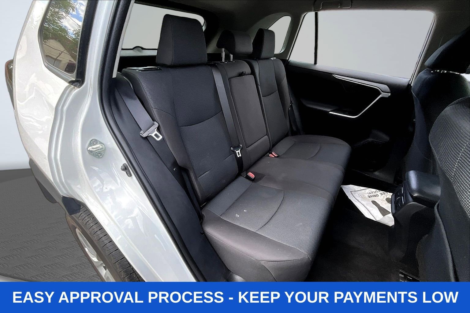 Used 2022 Toyota RAV4 LE AWD/4WD image 33