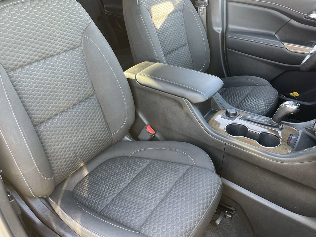 Used 2019 GMC Acadia SLE w/ Driver Alert Package I FWD image 26