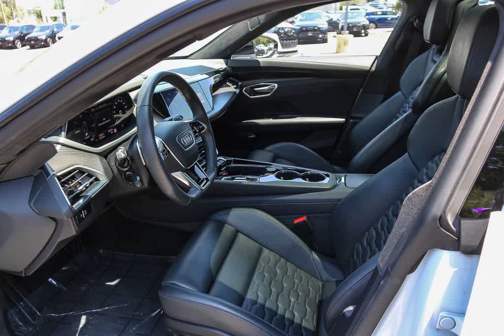 Used 2024 Audi e-tron GT Prestige w/ Prestige Package AWD/4WD image 19