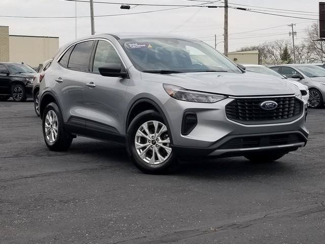 Certified 2023 Ford Escape Active AWD/4WD image 2