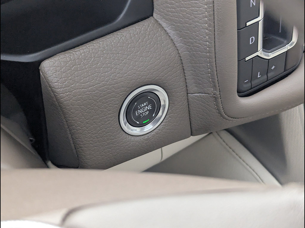 Used 2021 GMC Yukon Denali w/ Denali Premium Package AWD/4WD image 31