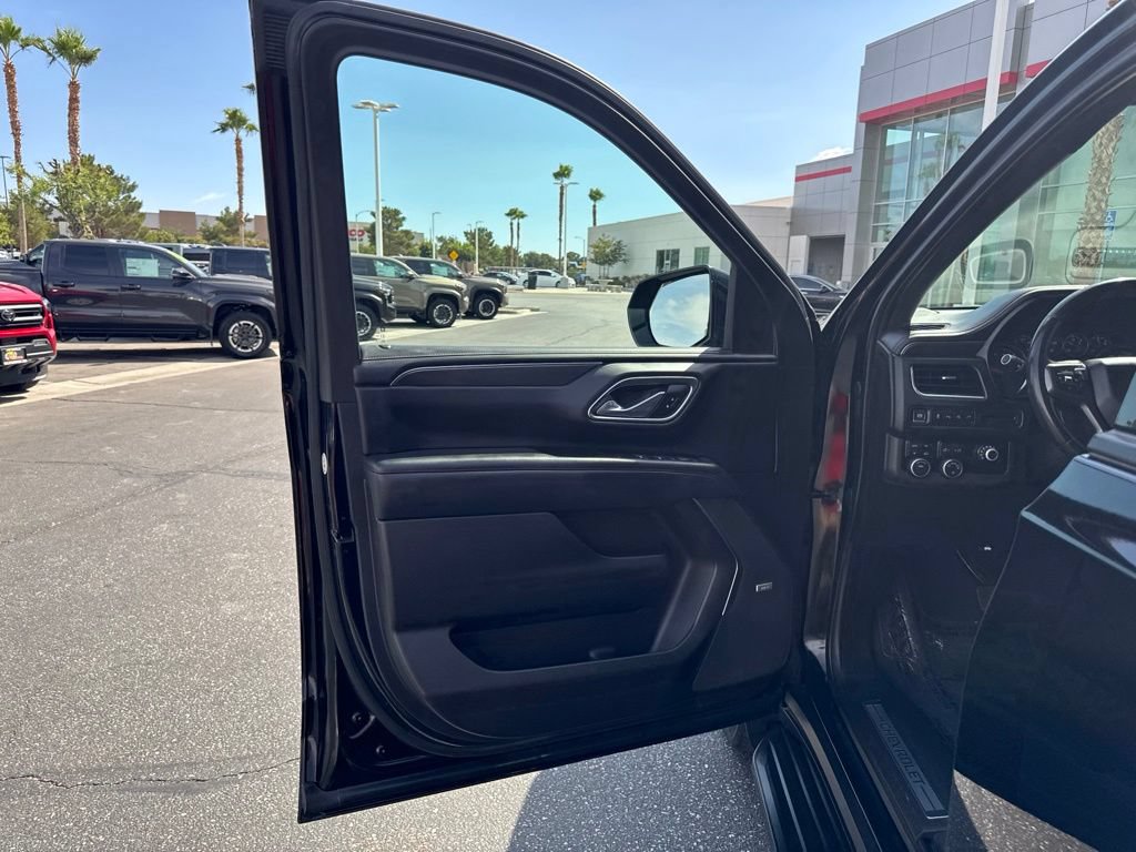 Used 2021 Chevrolet Tahoe RST AWD/4WD image 12