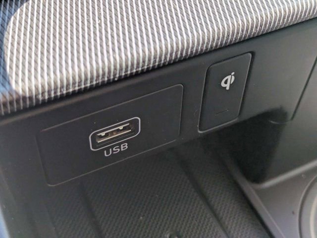 Used 2022 Hyundai Palisade Calligraphy image 19