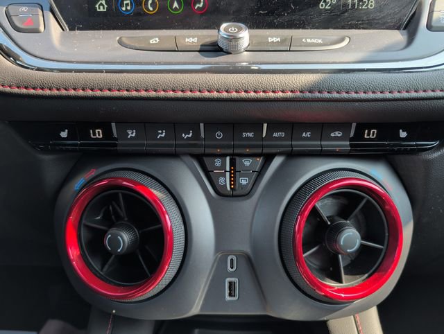 Certified 2025 Chevrolet Blazer RS FWD image 26