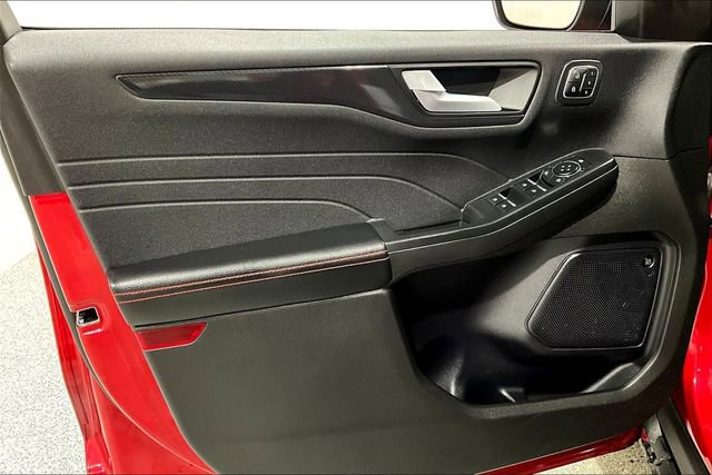 Used 2023 Ford Escape ST-Line Elite w/ Premium Technology Package image 21