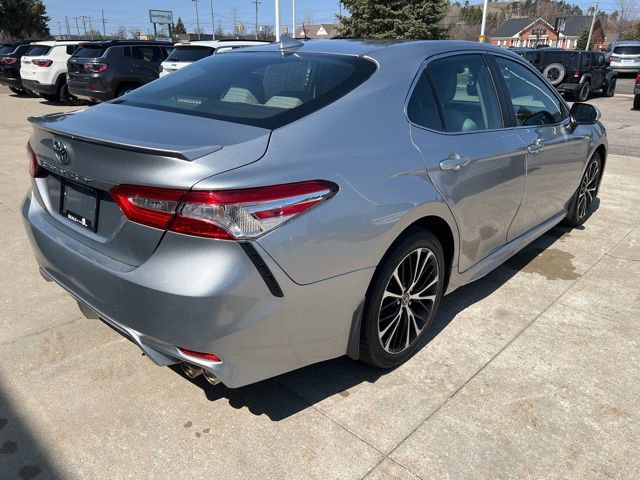 Used 2019 Toyota Camry SE w/ Convenience Package image 6