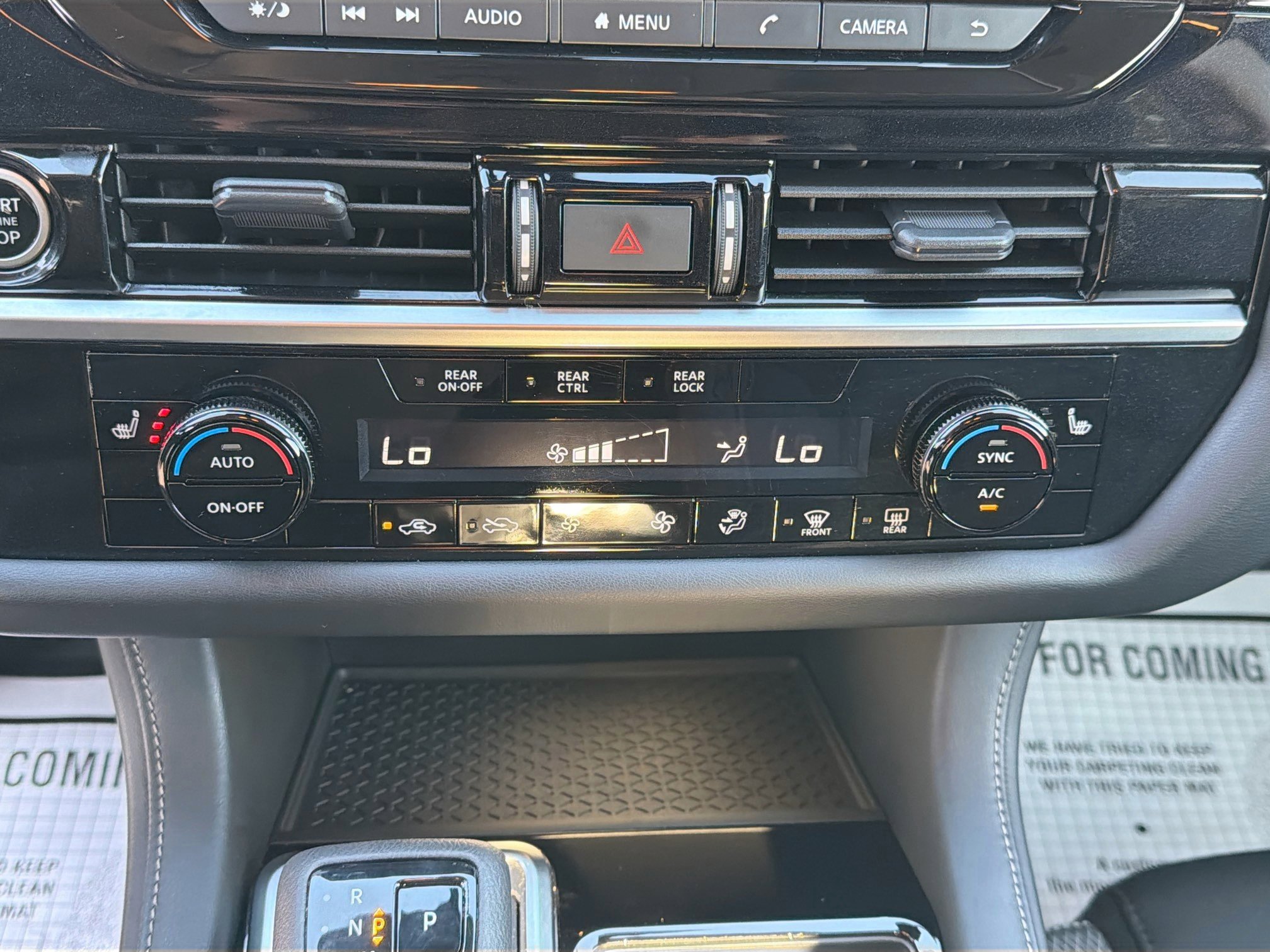 Used 2023 Nissan Pathfinder SV w/ SV Premium Package image 35