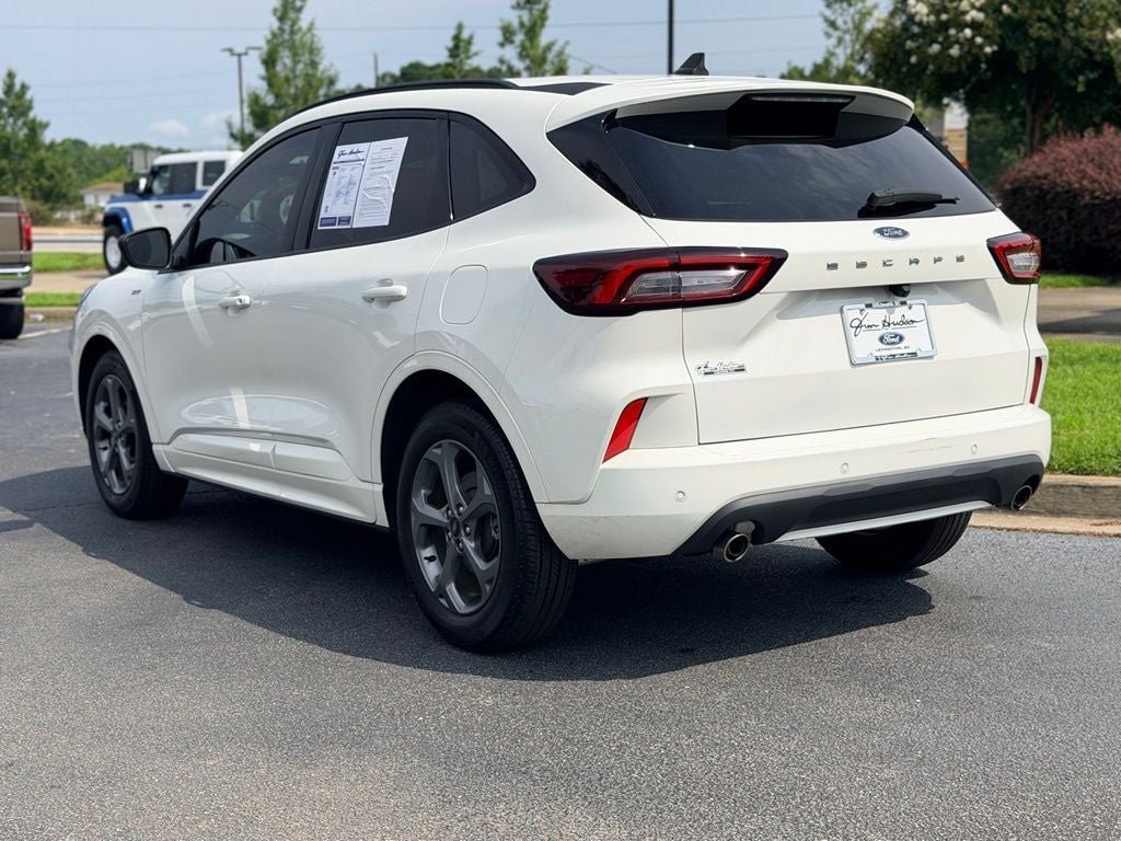 Certified 2023 Ford Escape ST-Line w/ Tech Pack #1 FWD image 6