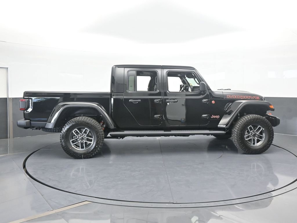 New 2026 Jeep Gladiator Mojave image 7