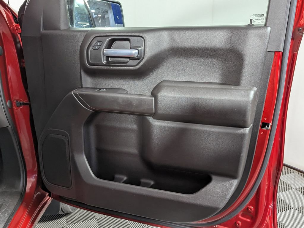 Used 2021 Chevrolet Silverado 1500 Custom image 32