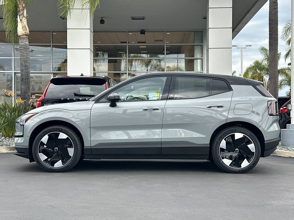 New 2026 Volvo EX30 Ultra w/ Climate Package image 2