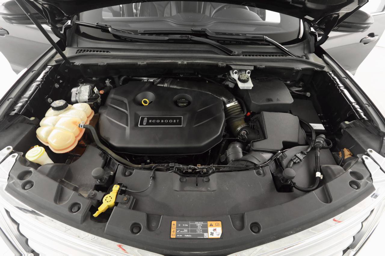 Used 2015 Lincoln MKC AWD w/ Equipment Group 102A Reserve image 35