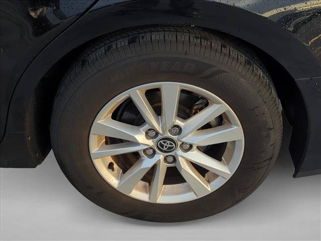 Used 2025 Toyota Camry LE FWD image 7