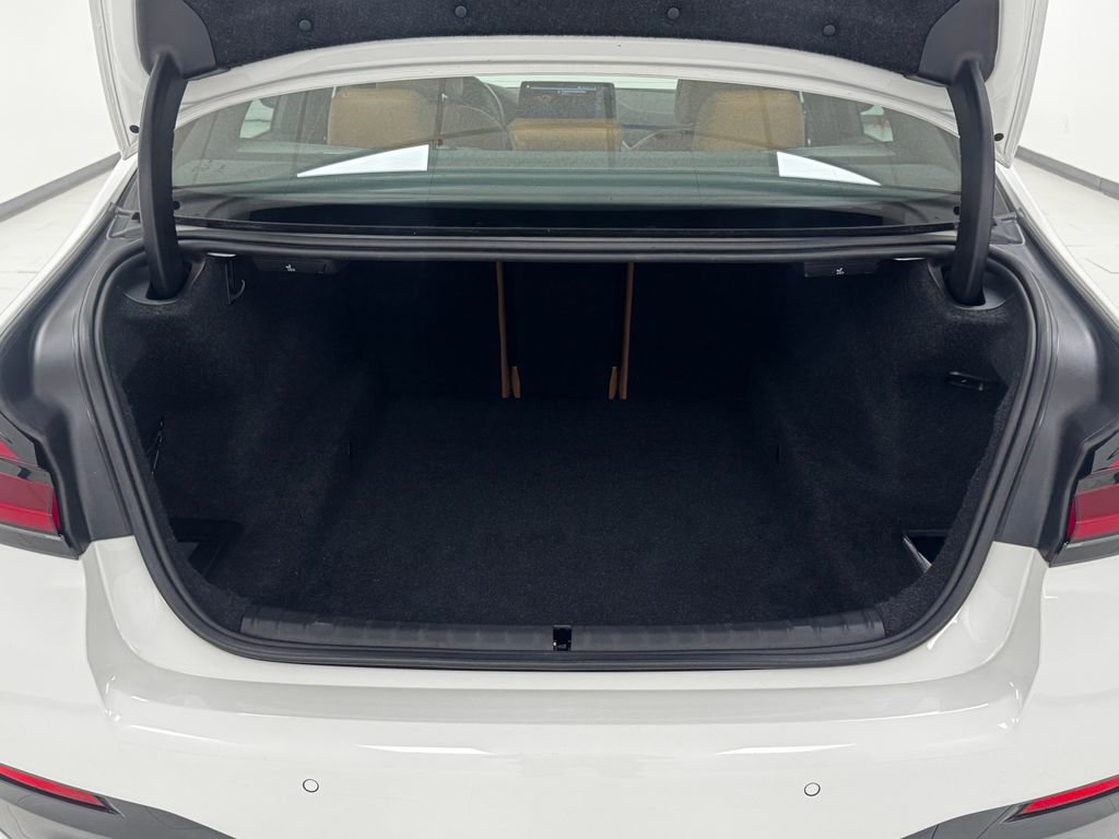 Used 2022 BMW 530i xDrive w/ M Sport Package image 41