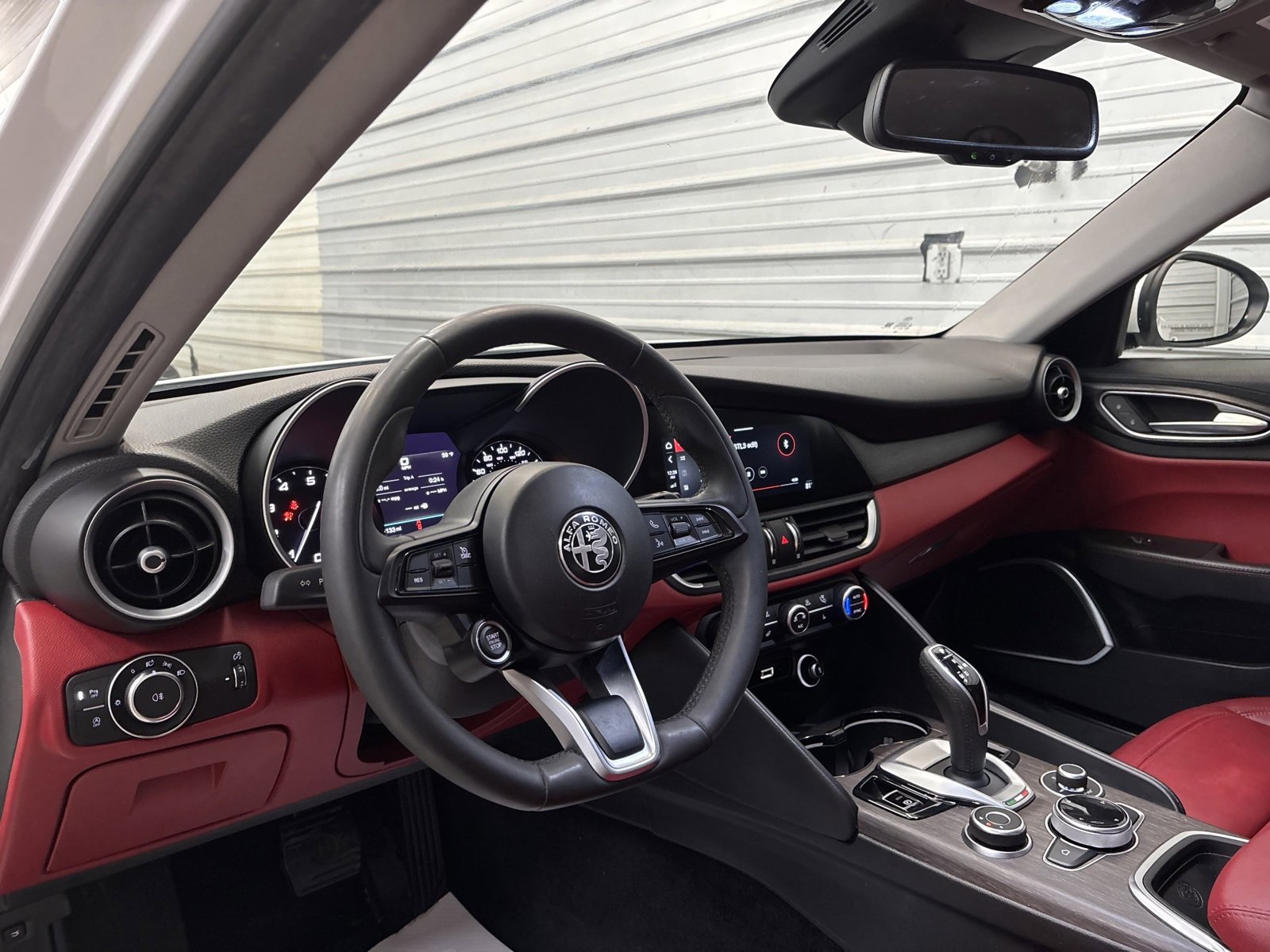 Used 2020 Alfa Romeo Giulia Ti image 12