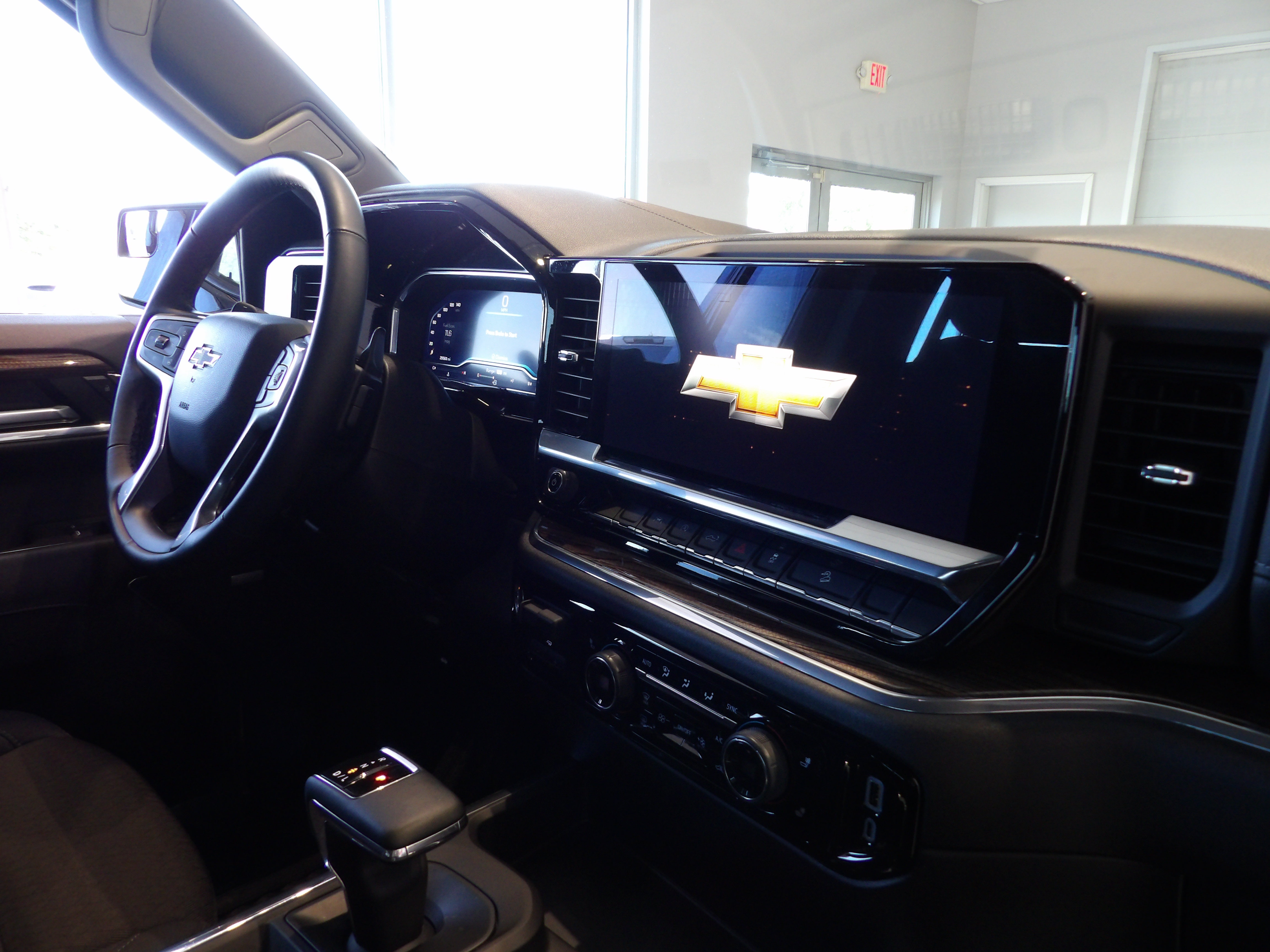 Used 2023 Chevrolet Silverado 1500 RST w/ Convenience Package II AWD/4WD image 24