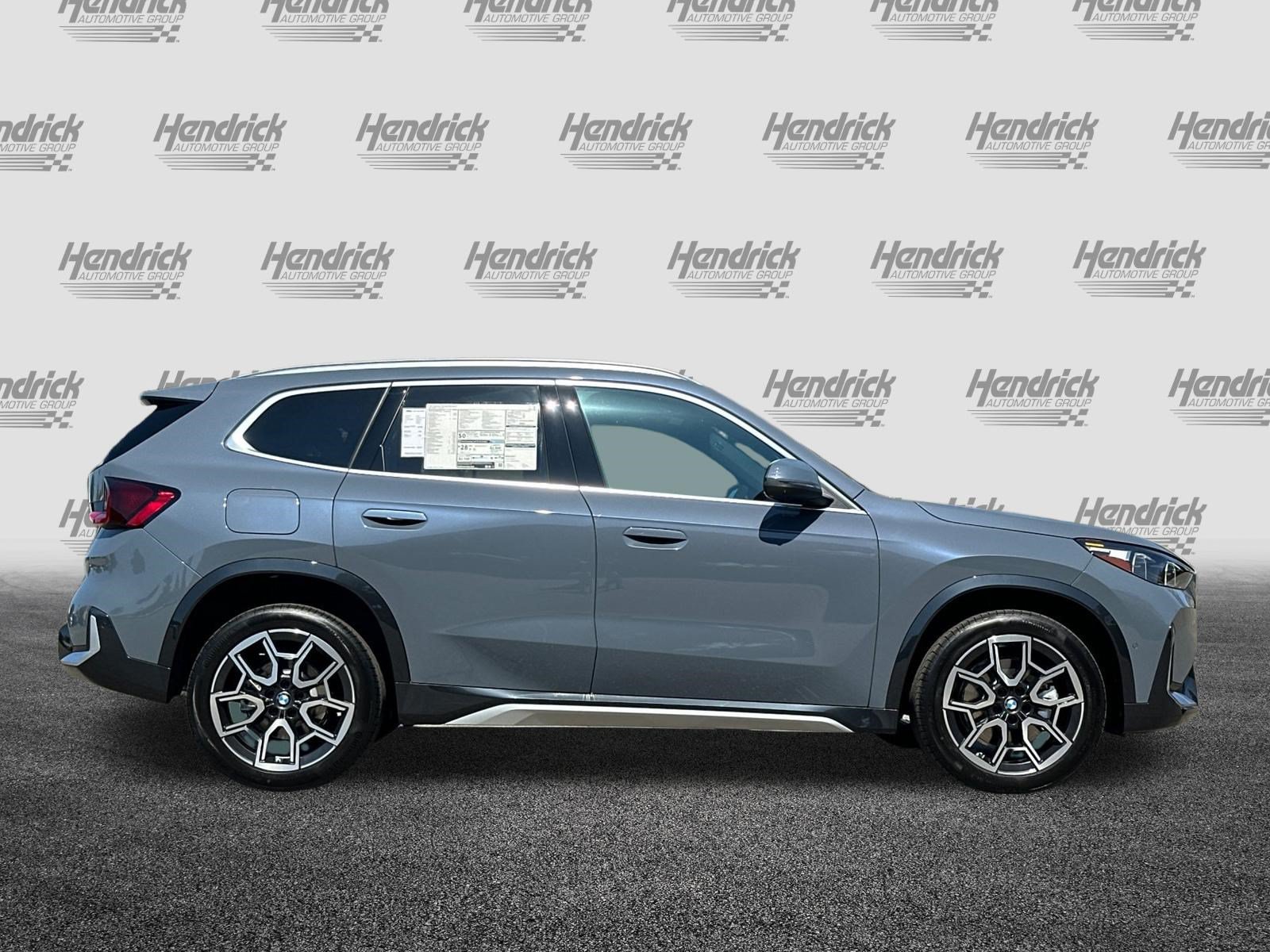 New 2027 BMW X1 xDrive28i AWD/4WD image 3