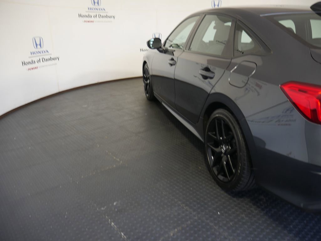 Used 2023 Honda Civic Sport image 10