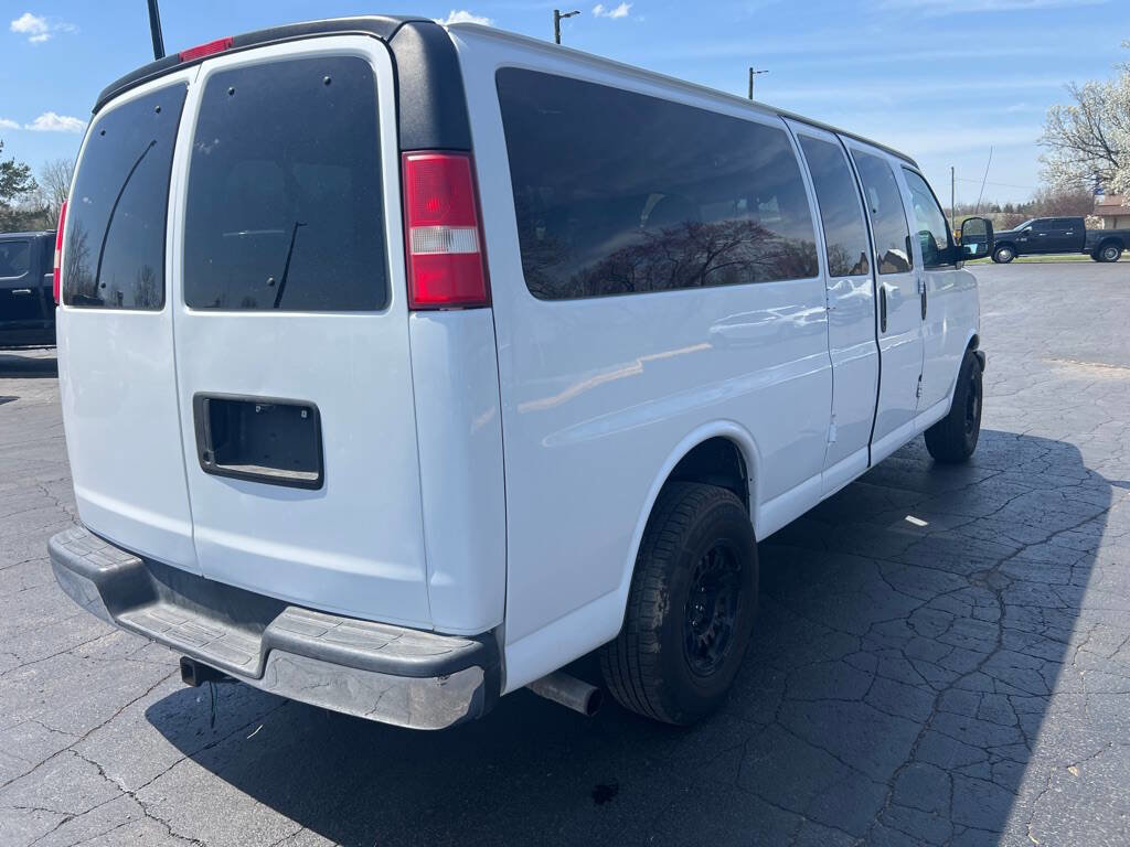 Used 2014 Chevrolet Express 3500 LT w/ LT Preferred Equipment Group image 6