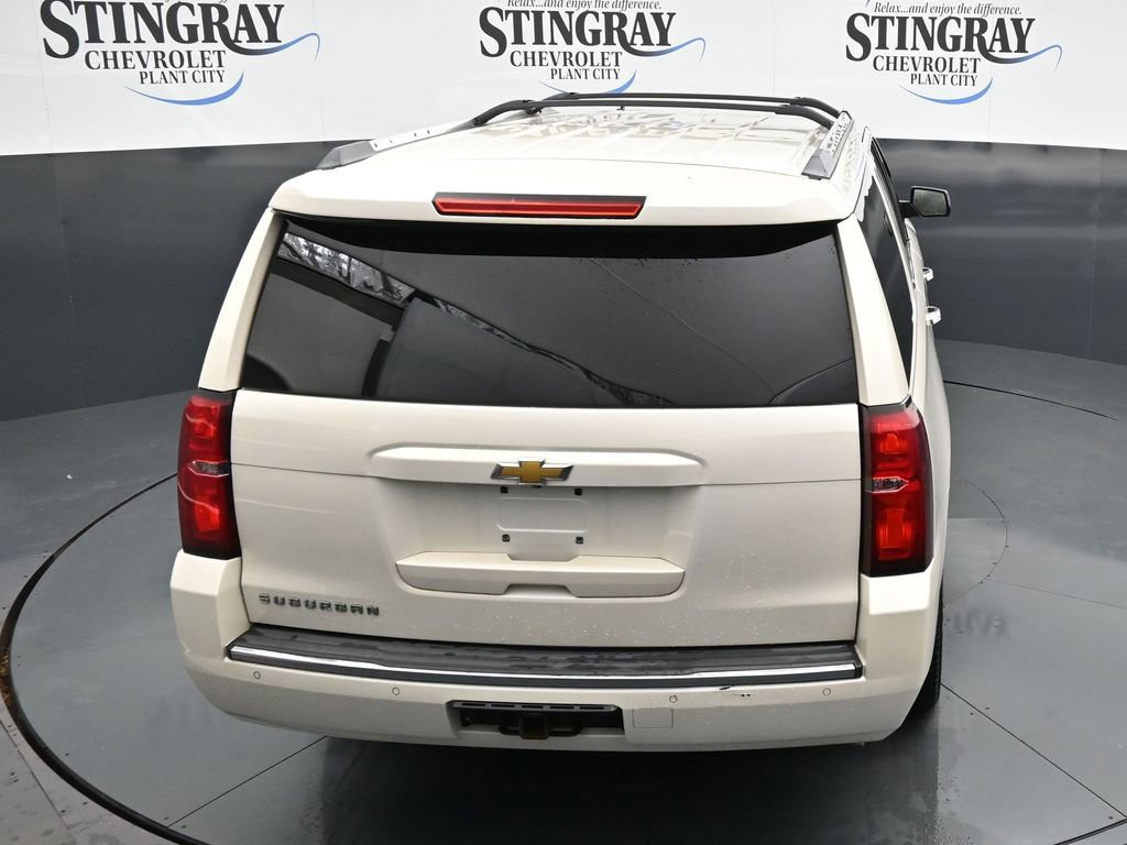 Used 2015 Chevrolet Suburban LTZ RWD image 14