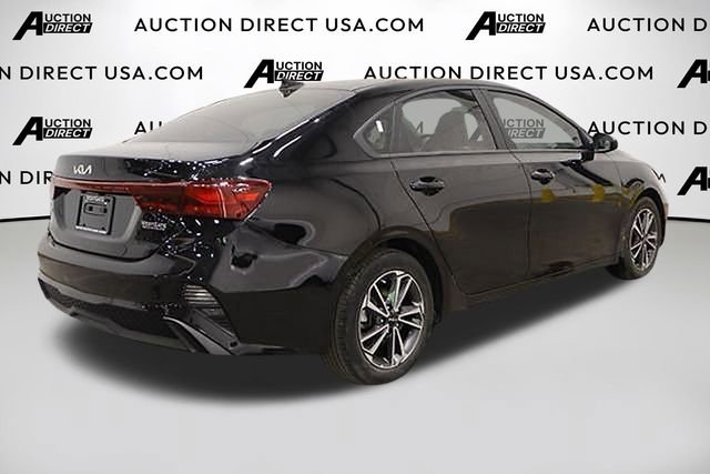 Used 2022 Kia Forte LXS image 40