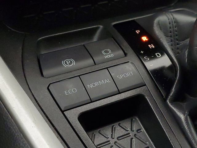 Used 2023 Toyota RAV4 XLE image 31